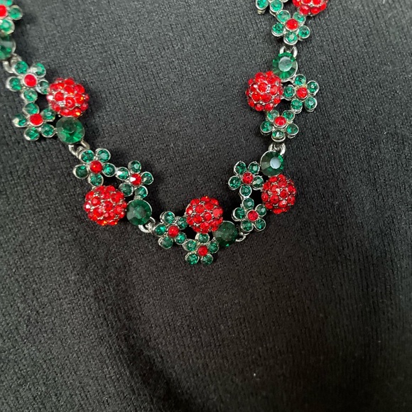 Victoria Trading Company costume jewelry, red - Picture 7 of 8